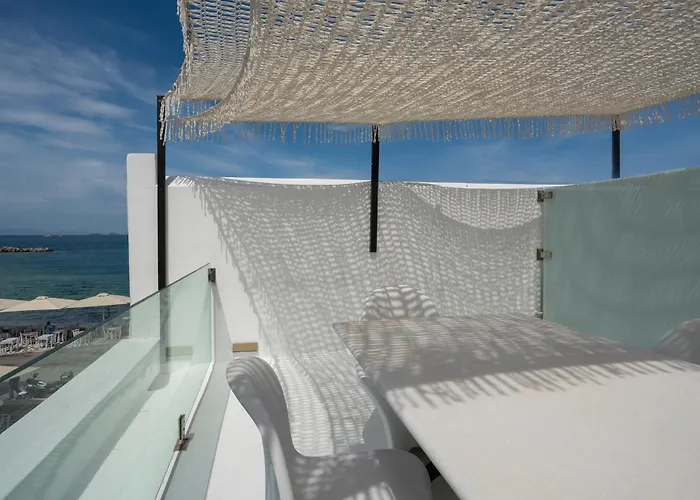 Sophisticated Getaway * パロス島